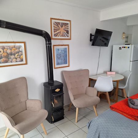 Cute&Quiet Studio Loutraki Exterior photo